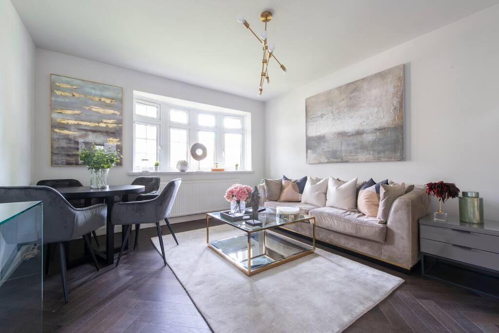 2 Bedroom Modern Urban Sanctuary 1Cc - Cherrydeal London Kültér fotó