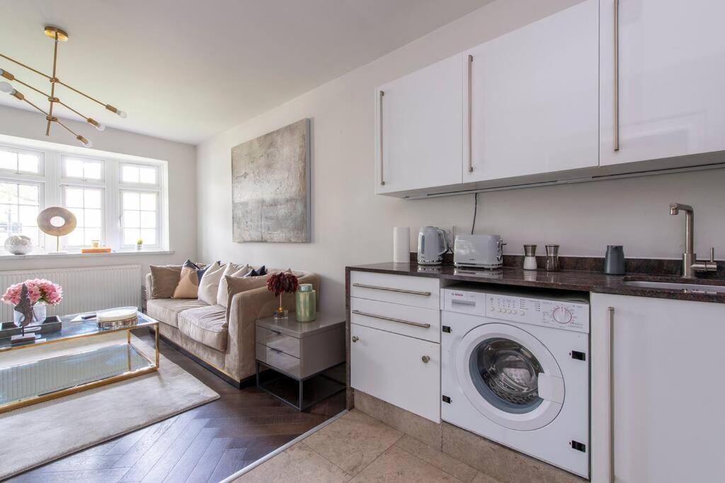 2 Bedroom Modern Urban Sanctuary 1Cc - Cherrydeal London Kültér fotó
